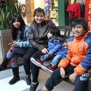 Meet your Posher, Dhing